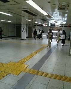 桜通線　エスカレーター.jpg